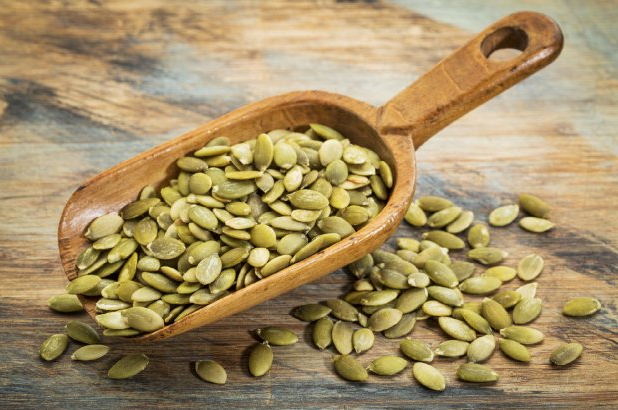 health-benefits-of-pumpkin-seeds-by-greenblender